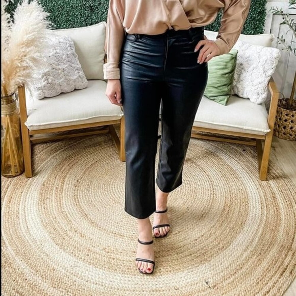 NWT ee:some Faux Leather Ankle Pant Large